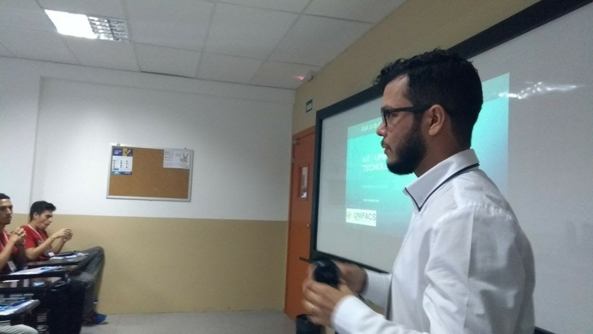 Congressista de IoT no IV Congresso de TI da UNIFACS 2019